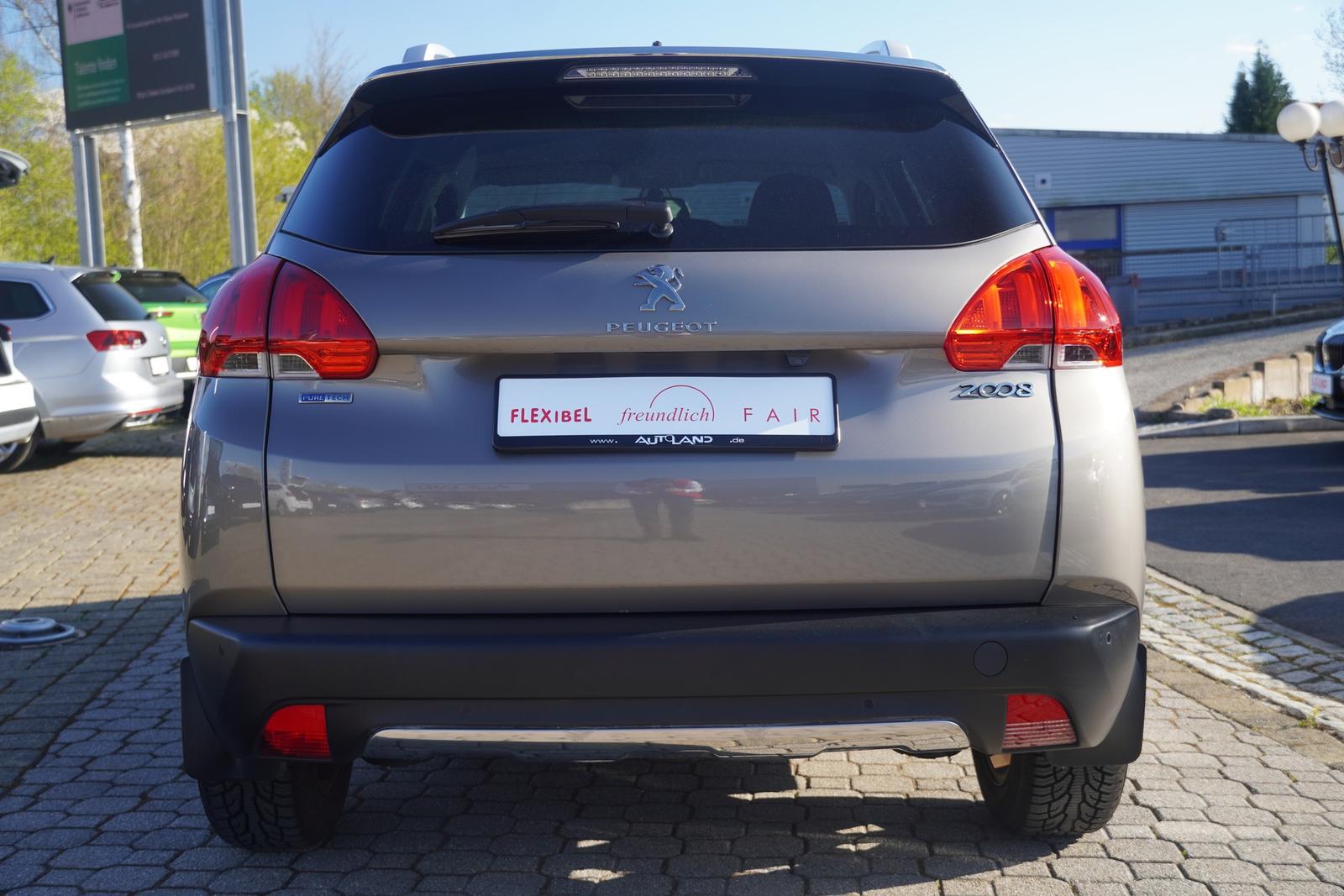 Peugeot 2008 1.2 PureTech Allure Aut. Kamera Tempomat