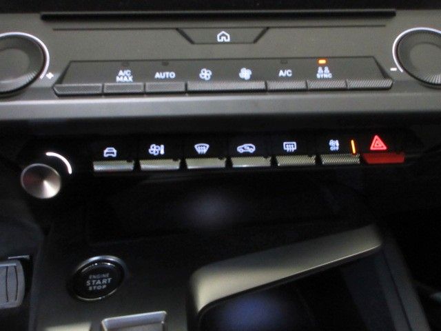 Fahrzeugabbildung Peugeot 308 SW Active Pack 1.2T NAVI/LED-MATRIX/PDC/ALU