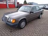 Mercedes-Benz 300TD 4Matic Automatik - Mercedes-Benz 300 mit Diesel-Antrieb