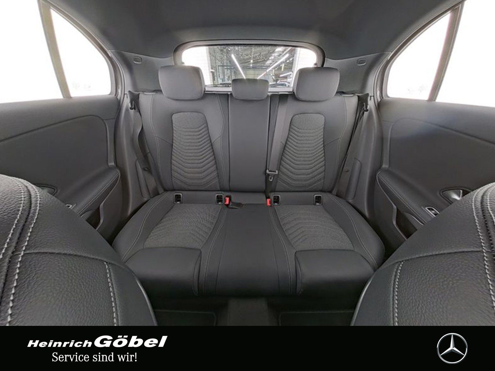 Fahrzeugabbildung Mercedes-Benz A 200 Progressive Line Advanced STANDHEIZUNG+KAM