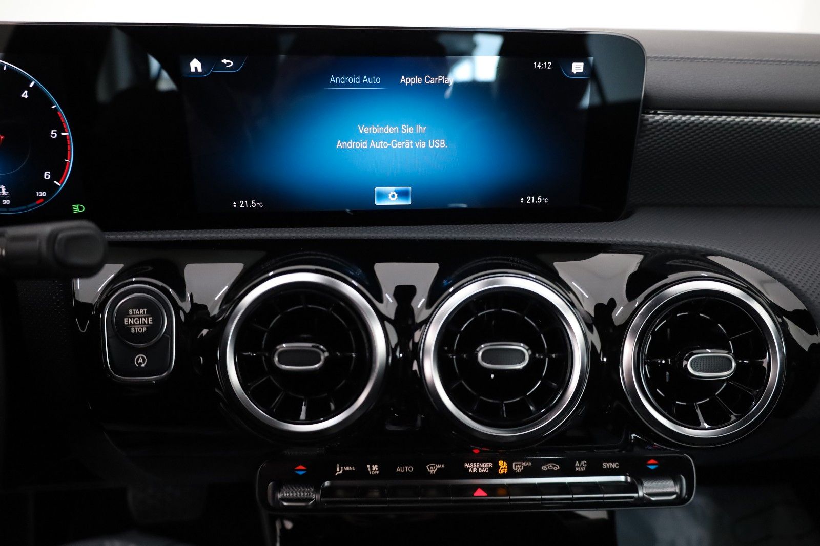 Fahrzeugabbildung Mercedes-Benz CLA 220 d Coupe,Leder,Navi,LED,SH,360Kamera