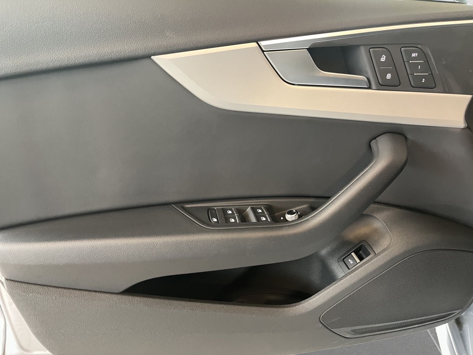 Audi A4 - Bild 14