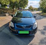 Toyota Avensis Combi Executive 1.8  - blaue Toyota Avensis