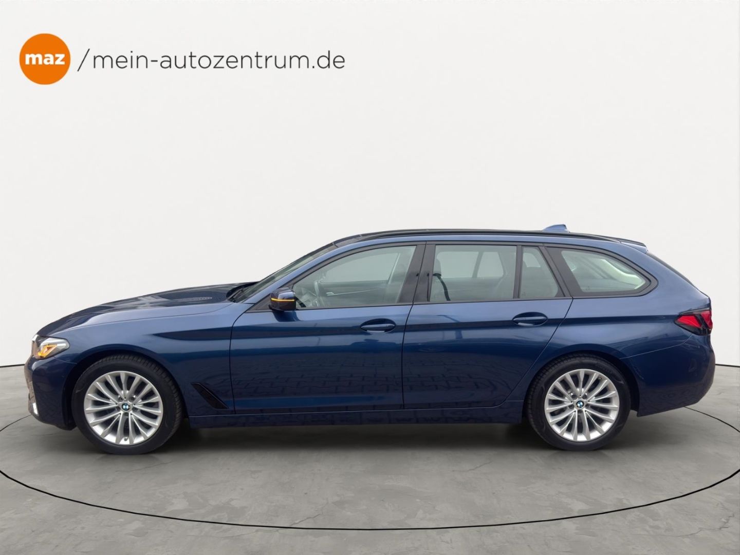 BMW 520 d Mild-Hybrid Luxury Line Alu LED AHK Pano K imagem 3