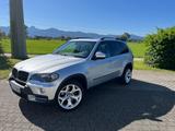 BMW X5 3.0sd - - BMW X5 aus 2009 mit Diesel-Antrieb