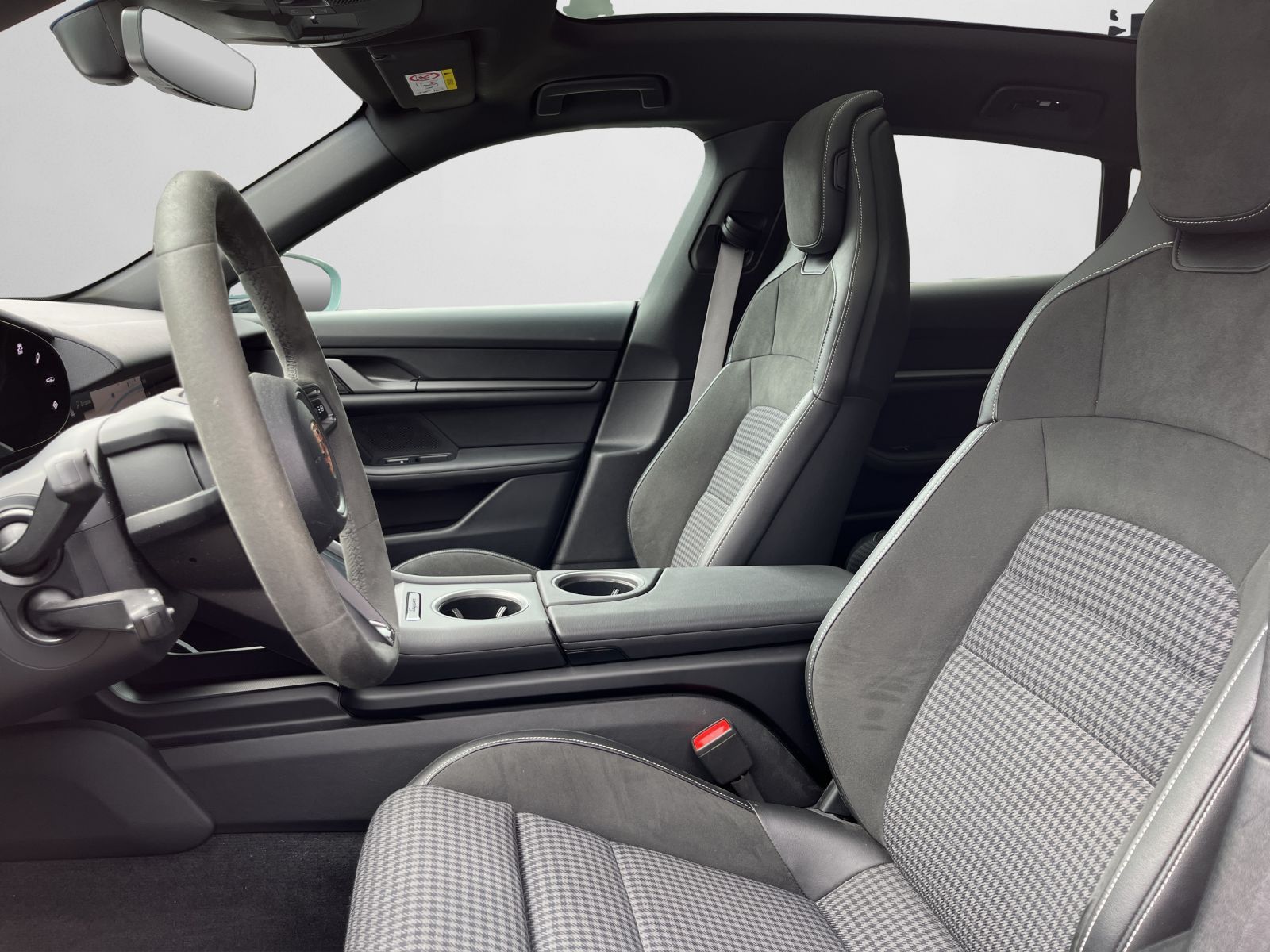 Porsche Taycan - Bild 4