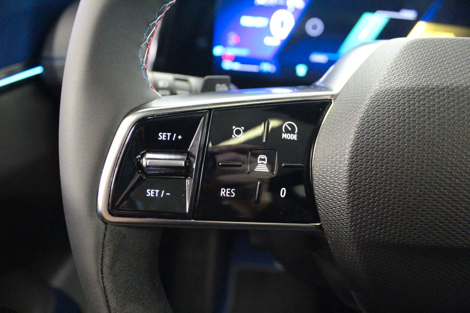 Fahrzeugabbildung Renault Scenic E-Tech 220 Long Range Esprit Alpine