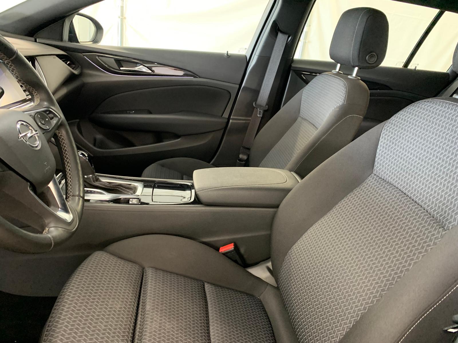 Opel Insignia Sports Tourer d Aut. Navi LED PDC AHK