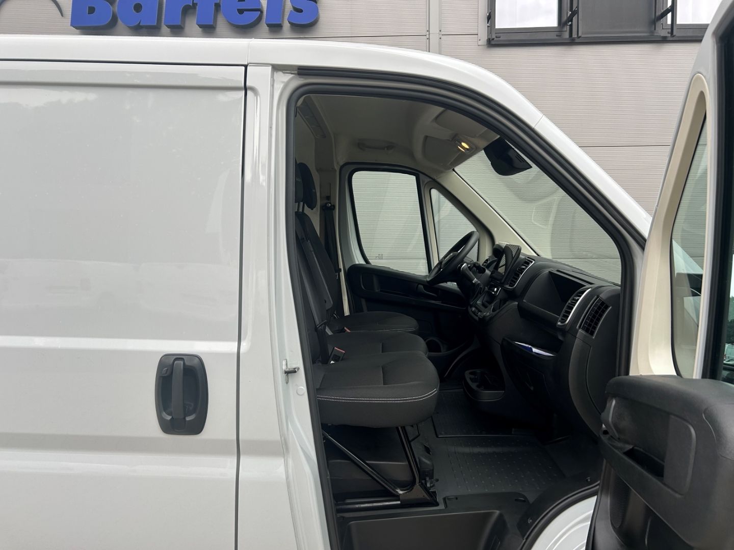 Fahrzeugabbildung Fiat Ducato Kasten 35 140 L2H1 RS 3450 mm Navi,Kamera