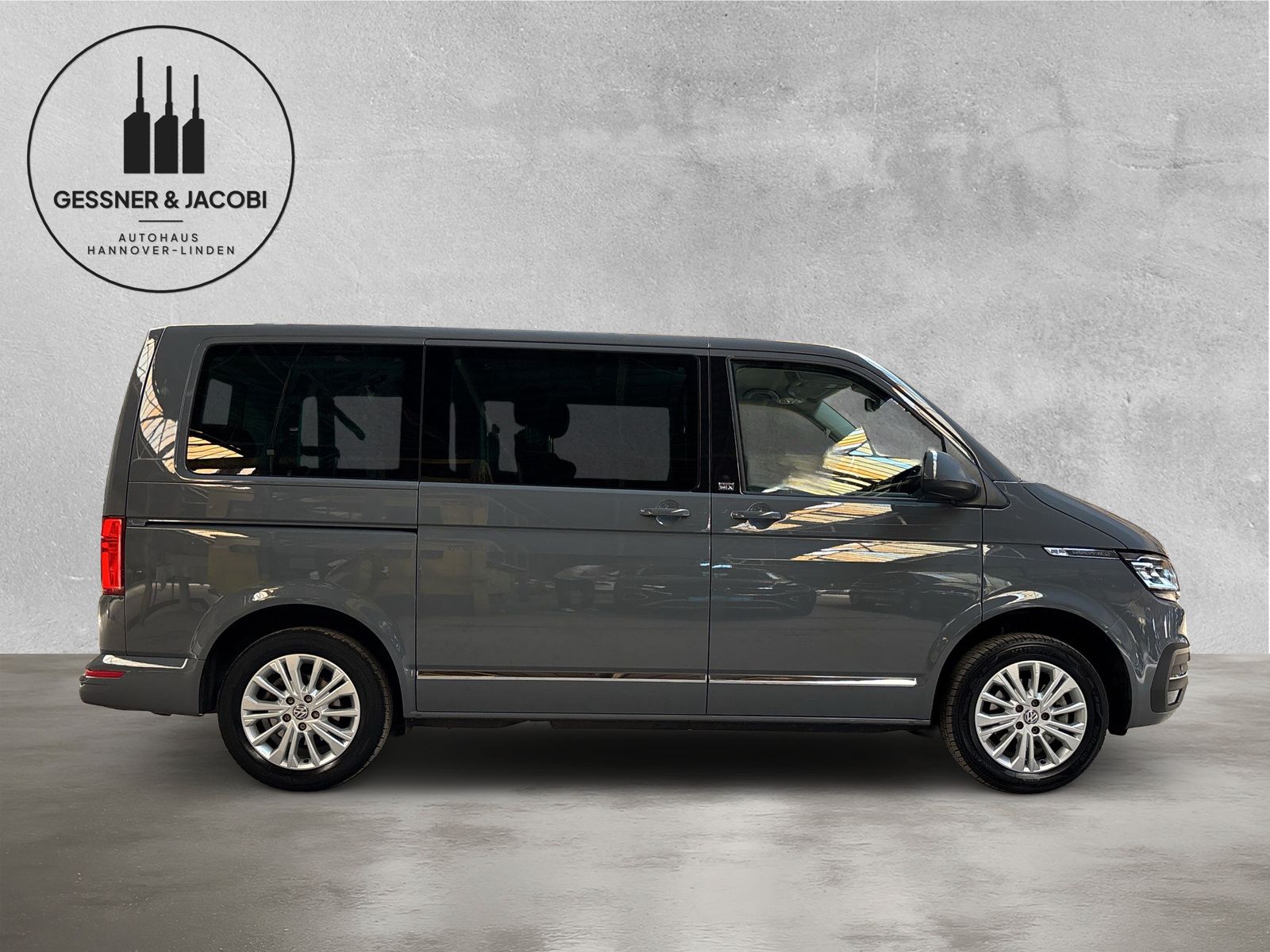 Fahrzeugabbildung Volkswagen T6.1 Multivan "Generation SIX" ACC SHZ LED