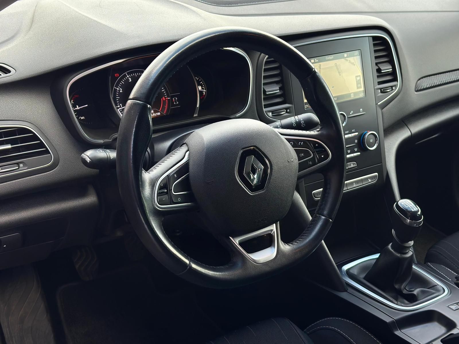 RENAULT Megane 1.3TCE ENERGY LIMITED* AHK#SHZ#TEMPO#NAVI - Image 22