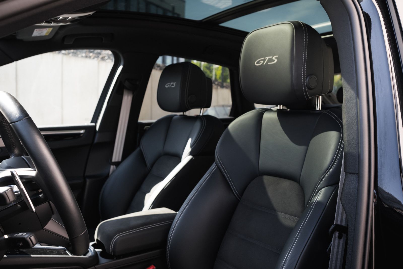 Fahrzeugabbildung Porsche Macan GTS -Pano-LED-AHK-Standhzg.-18Wege-360´´