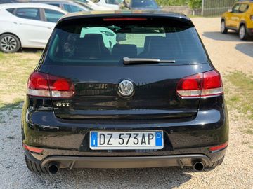 Volkswagen Golf - 9
