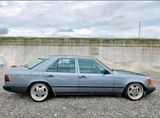 Mercedes-Benz Mercedes Benz W124 - Mercedes-Benz aus 1987: W124