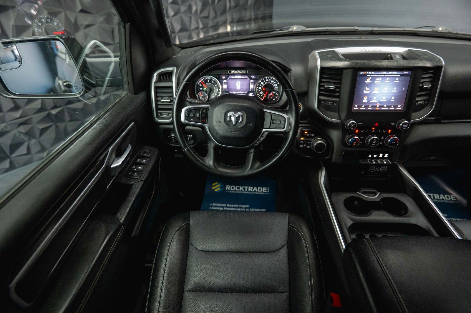 Fahrzeugabbildung Dodge RAM 5.7 V8 HEMI 4x4 OFFROAD BLACK EDITION *19%