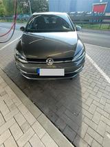 Volkswagen Golf 1.0 TSI OPF  Grau metallic 2019 Comfortline - Volkswagen Golf: Grau, Metallic