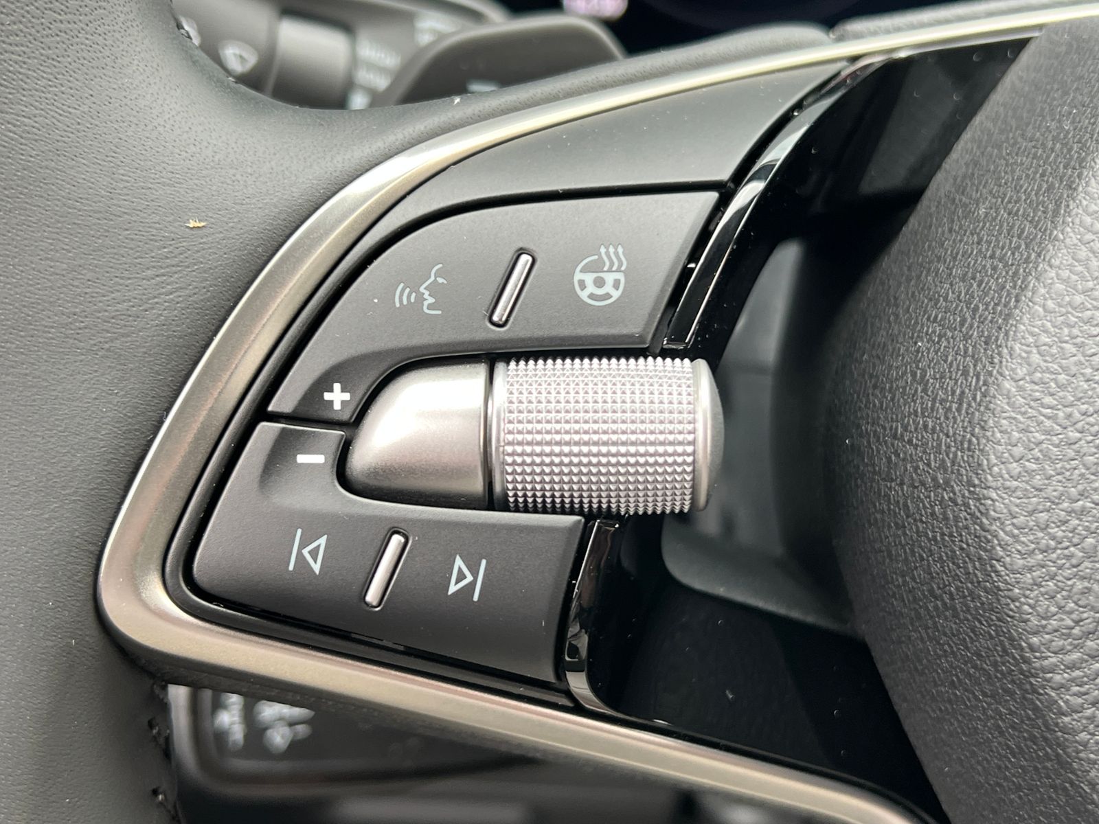 Fahrzeugabbildung SKODA Kodiaq Selection 2.0 TDI DSG *AHK, Kamera, Navi*