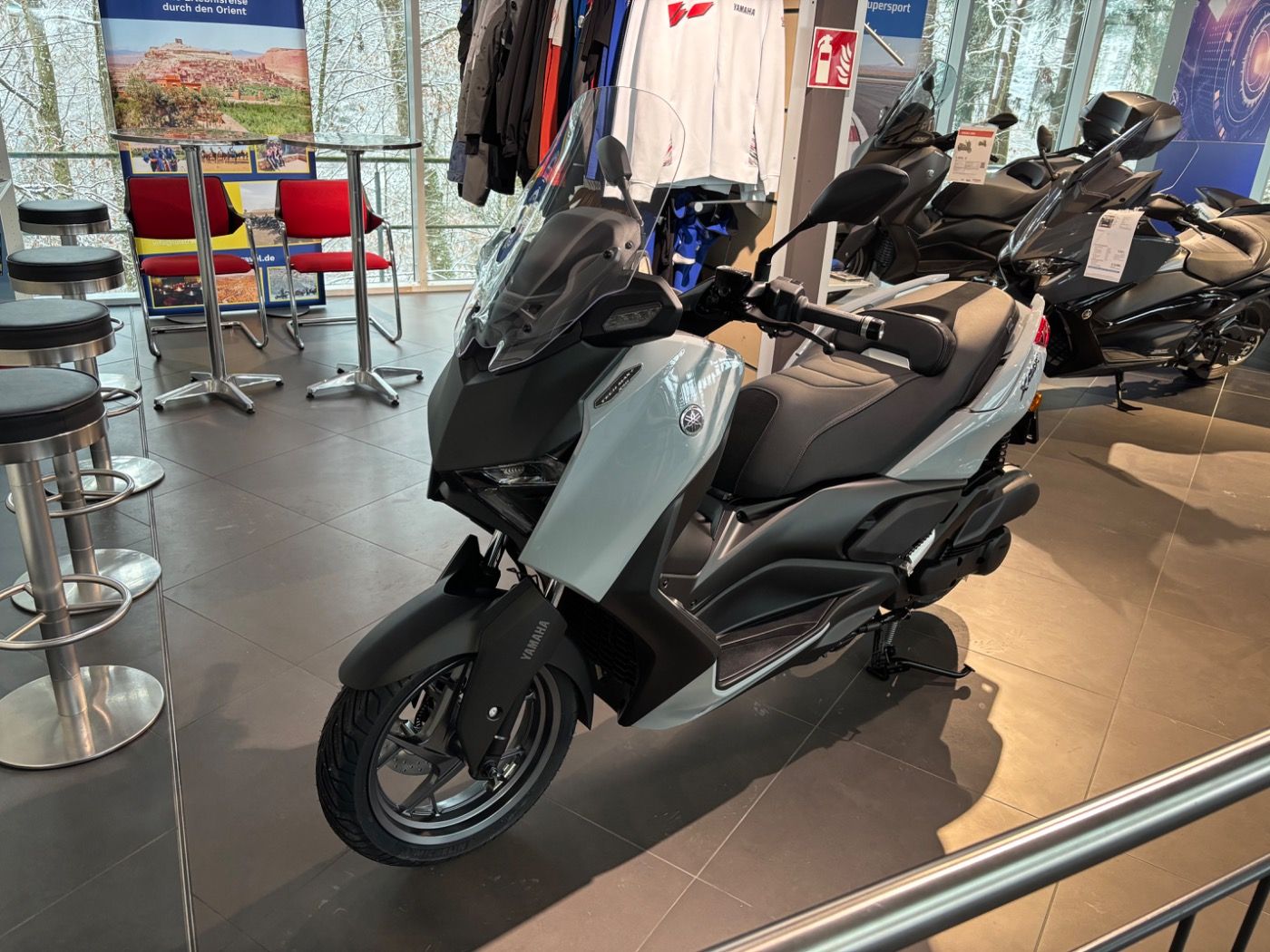 Fahrzeugabbildung Yamaha XMax 125 Tech Max Modell 2025 5 Jahre Garantie