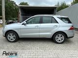 Mercedes-Benz ML 250 CDI 4M BT AHK/Navi/SHD/2. Gaspedal links - silberne Mercedes-Benz ML 250