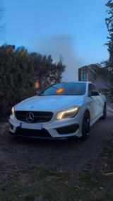 Mercedes-Benz Mercedes Benz CLA 45 AMG 2016 381 PS 4 Mat... - gebrauchte Mercedes-Benz CLA 45 AMG aus dem Jahr 2016