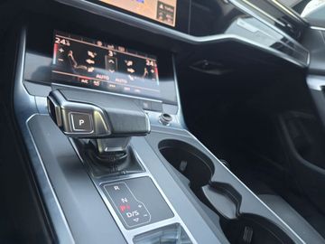 Audi A6 - 11