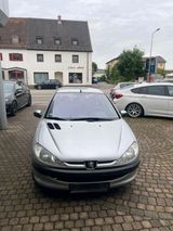 Peugeot peugeot 206 1.4 automatisch mit neuen Tüv - Peugeot 206: Automat
