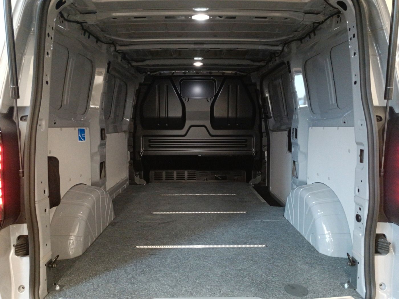 Volkswagen T7 Transporter - Bild 18