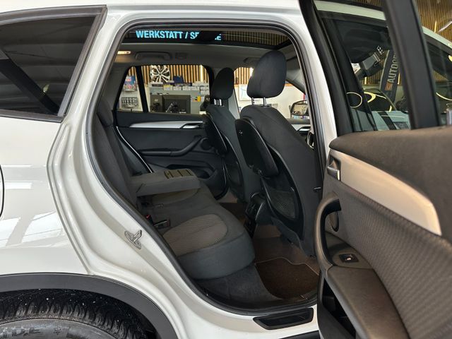 BMW X1 xDrive 20 d *HeadUp*Pano*AHK*Kamera*