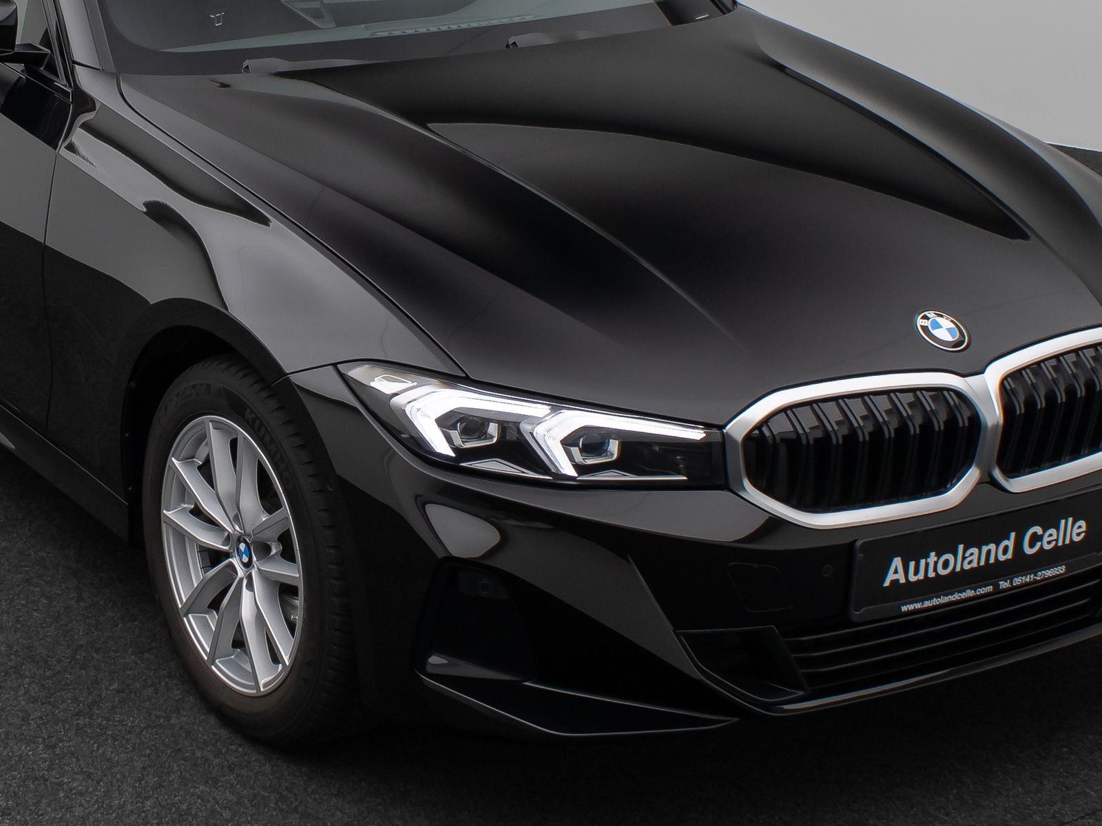 Fahrzeugabbildung BMW 318i Kamera DAB CockPit+ Alarm Geschwindigkeitsr