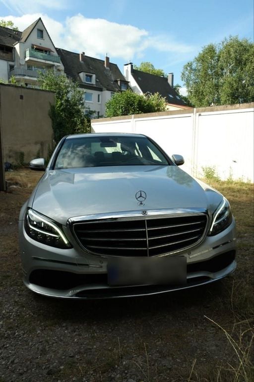 Image of Mercedes-Benz C 180