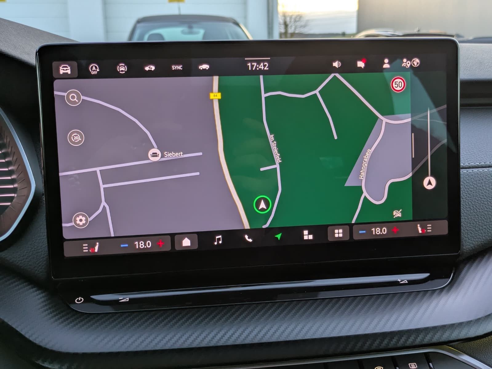 Fahrzeugabbildung SKODA Octavia 1.5 DSG Sportline PANO*MATRIX*AHK*5J.GAR