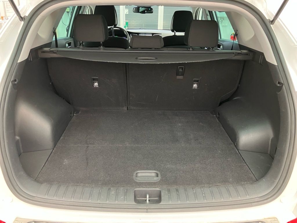 Fahrzeugabbildung Hyundai Tucson 1.6 Trend 2WD 2xKlima 4xSHZ Facelift Kam.