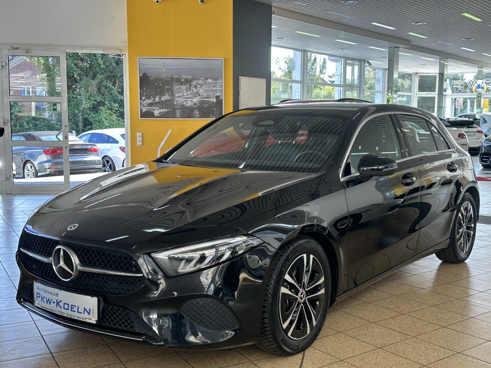 Mercedes-Benz A 180 *KAMERA*NAVi*LED*LEDER*SiTZHG*DAB*