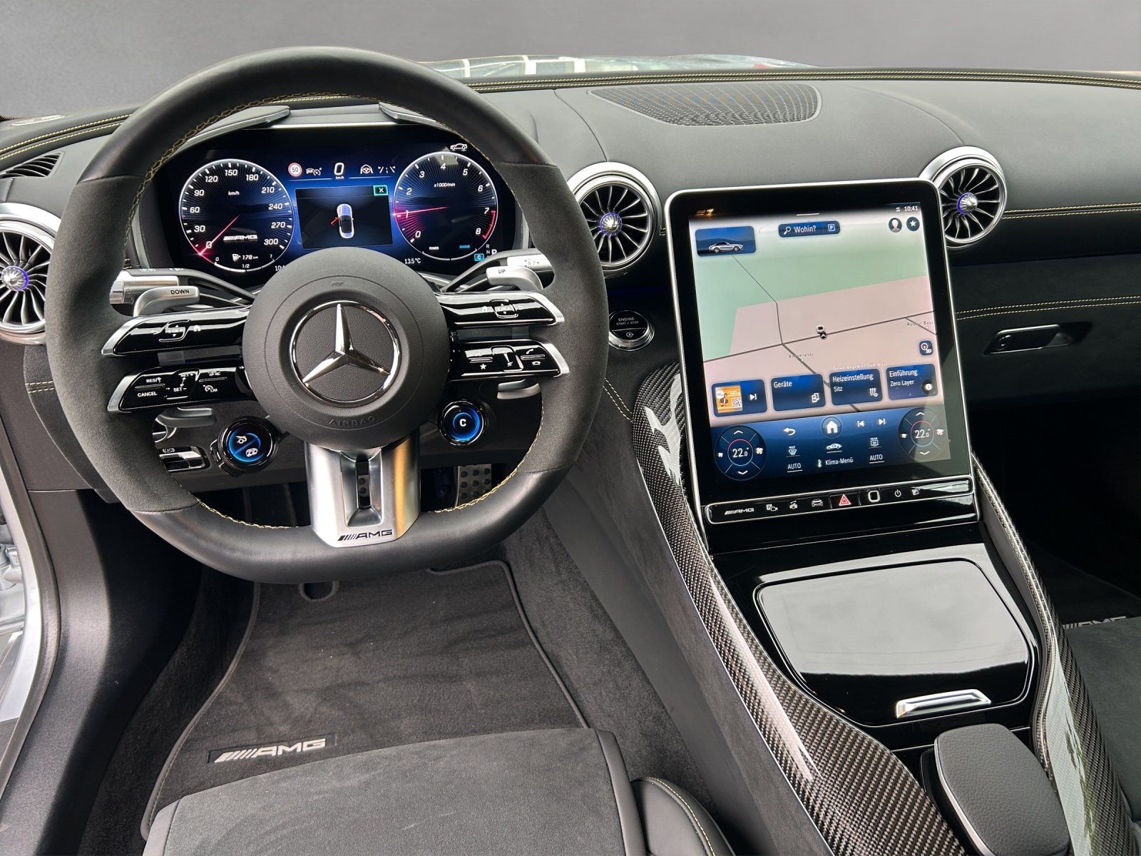 Fahrzeugabbildung Mercedes-Benz SL 43 AMG Prem+ DYNAMIC+ Perf.Sitze Carbon Night