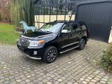 Toyota Land Cruiser 200 Luxury 7sitz 360 3xTV TOP - gebrauchte Toyota Land Cruiser aus dem Jahr 2016