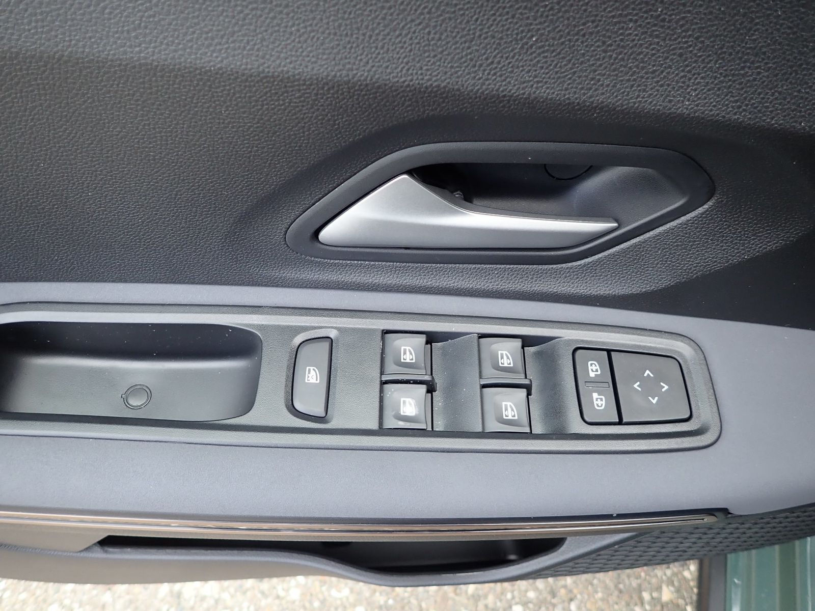 Fahrzeugabbildung Dacia Sandero Stepway Extreme TCe 90 CVT