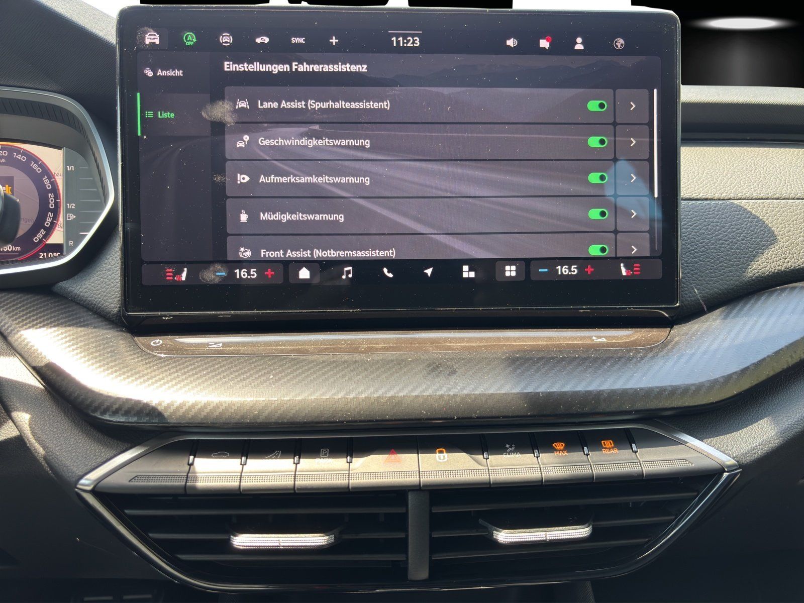 Fahrzeugabbildung SKODA Octavia Sportline 1,5 TSI mHEV 110 kW DSG