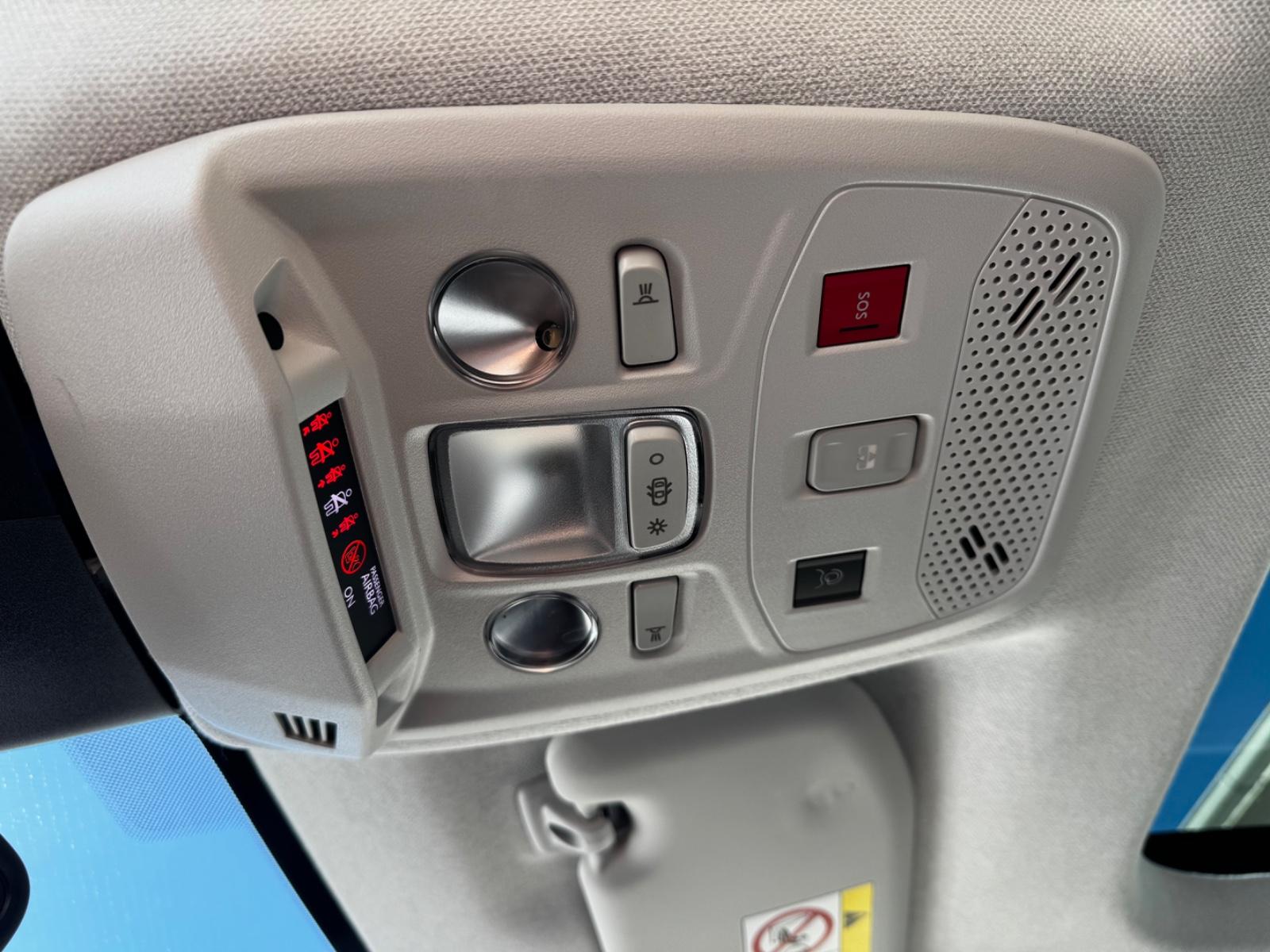 Citroën C4 Lim. Max Pano - E.Sitze - HuD - Kamera uvm...