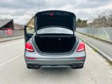 Mercedes-Benz E 400 4MATIC AMG Line Autom. AMG Line - Mercedes-Benz E 400: Limousine