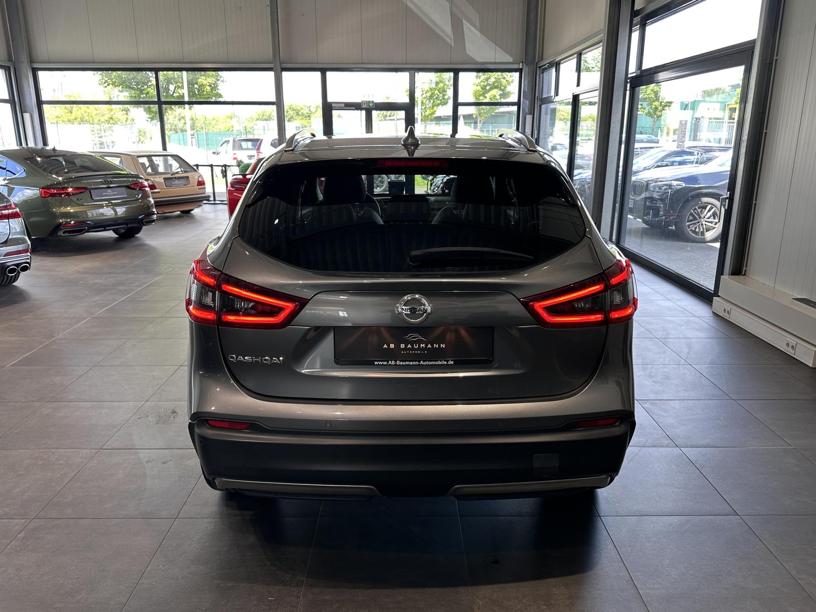 Nissan Qashqai *PANO, SPURHALTE, TOTWINKEL, 360GR.*