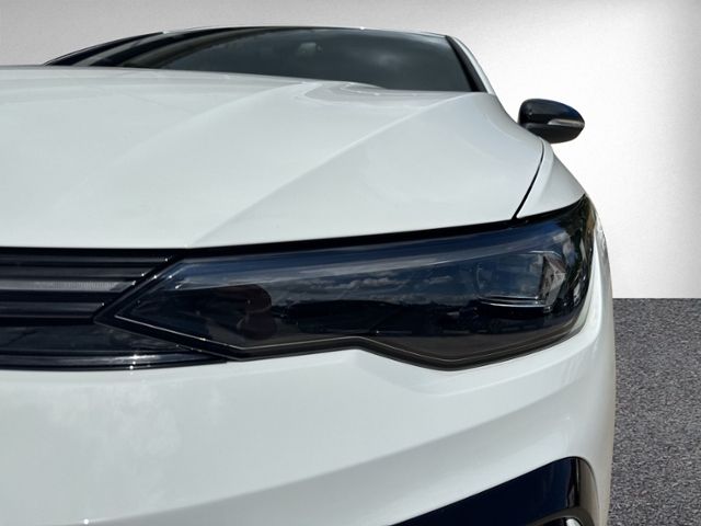 Golf 2.0 TDI DSG R-LINE AHK+LED+NAVI.+KAMERA+ACC