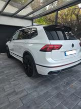Volkswagen VW Tiguan Allspace R-Line mit Vollausstattung  - Volkswagen Tiguan: Vollausstattung