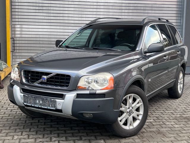 Volvo XC90 D5 Summum*7-Sitze*4x4*Leder*