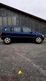 Opel Zafira A 2.2Tdi  Siebensitzer - Opel Zafira aus 2004 mit Diesel-Antrieb
