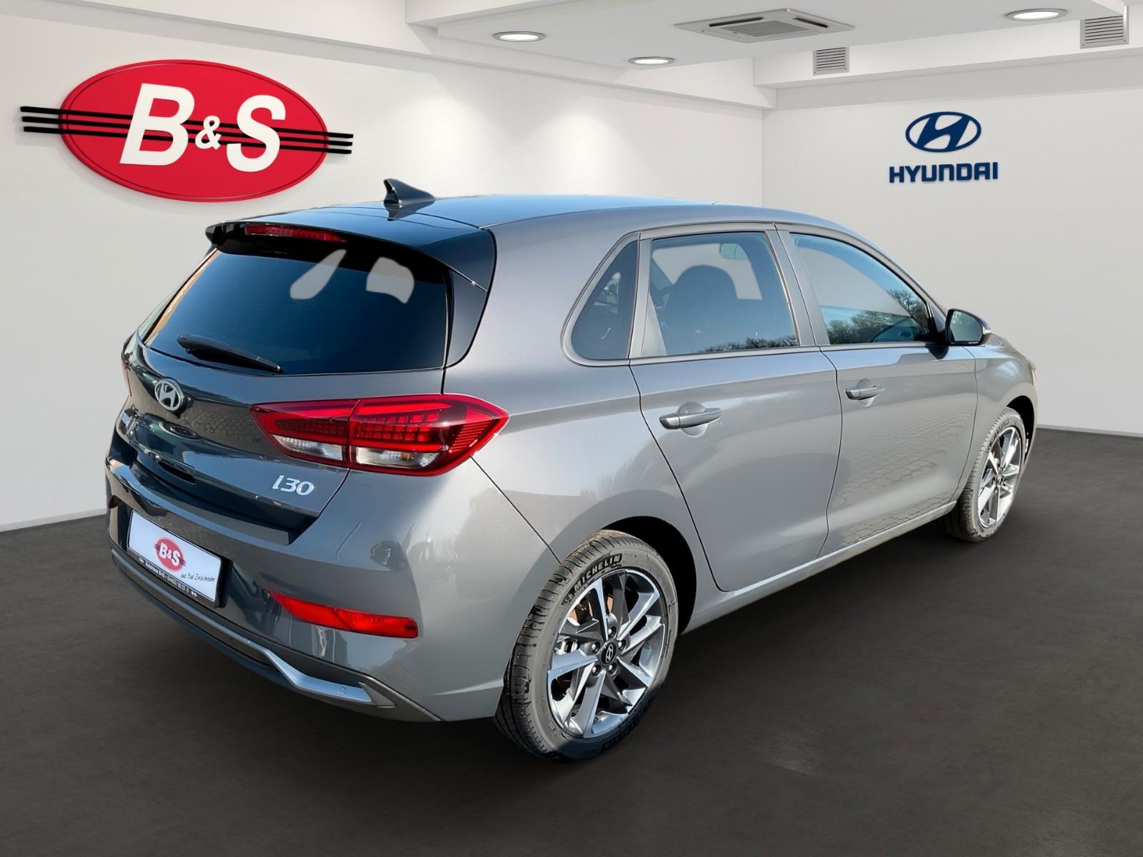Hyundai i30 Advantage Navi Kamera