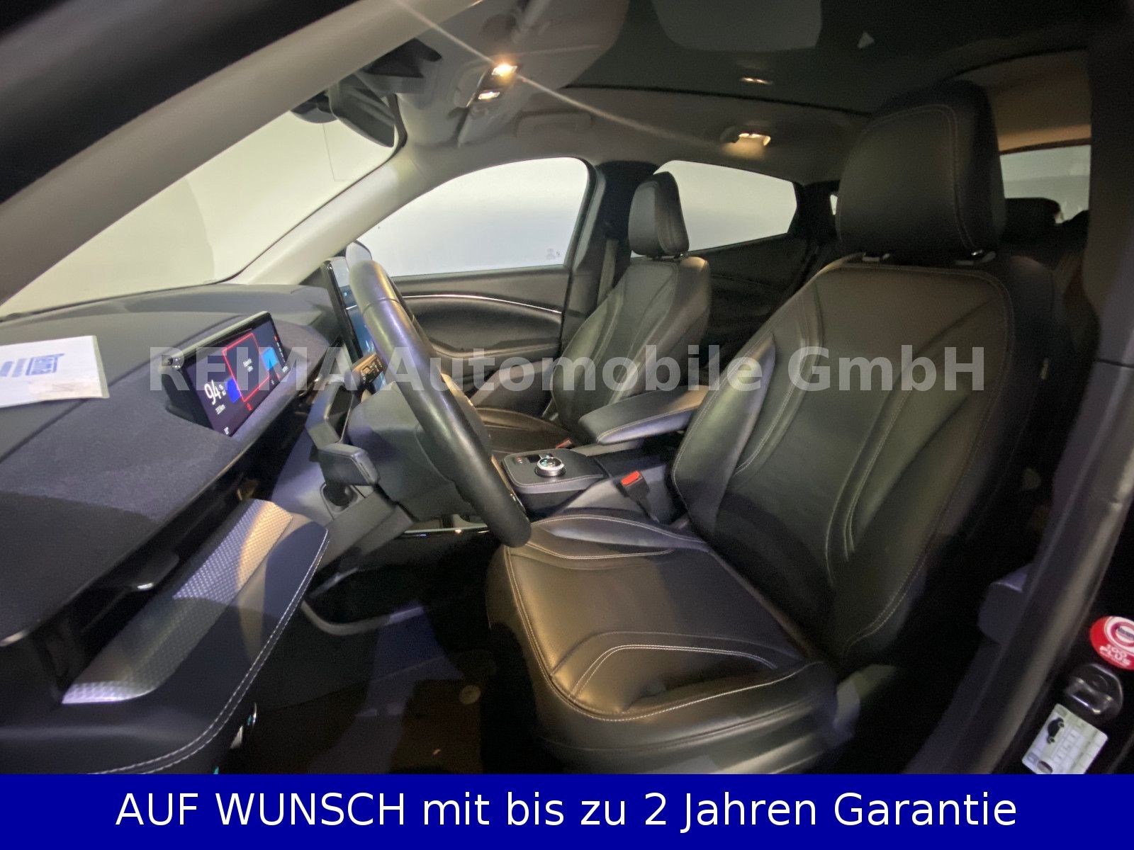Fahrzeugabbildung Ford Mustang Mach-E, Pano, B&O Sound, ACC