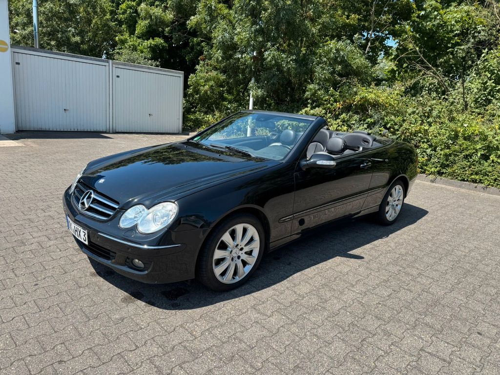 Mercedes-Benz CLK 320