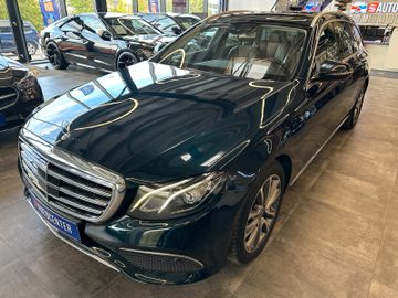 Mercedes-Benz E 350 *BURMESTER*KEYLES*PANO*AHK*ACC*StandHZ*
