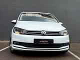 Volkswagen Touran Sound 1.6 DSG /ACC/SHZ/NAVI/PDC