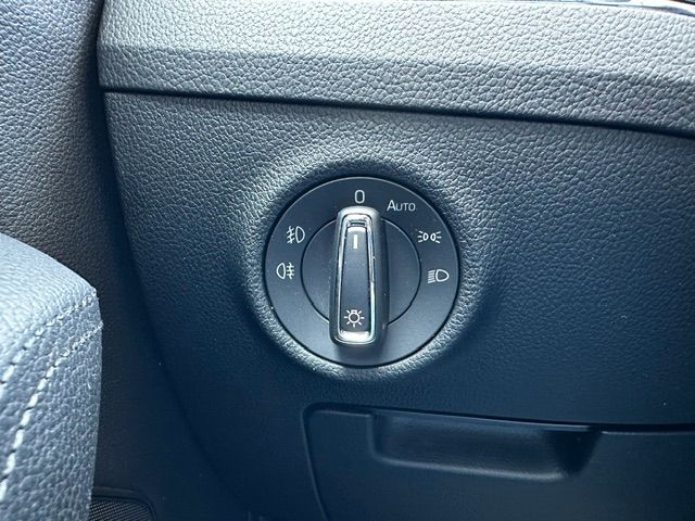 Superb Combi L&K 4x4 NAV;MASSAGE;ELHECK;ACC